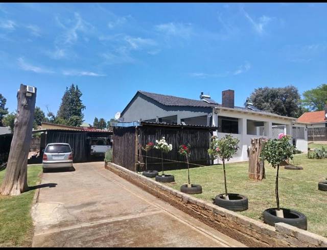 3 BEDROOM HOUSE FOR SALE IN HILLSHAVEN